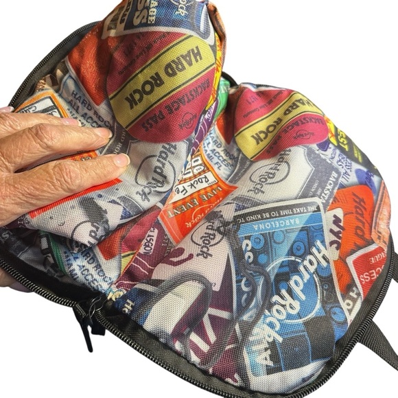 Hard Rock Cafe Colorful Graphic Backpack great for travel NWOT - Picture 8 of 12